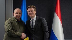 F-16 для Украины — Нидерланды отправили первую партию