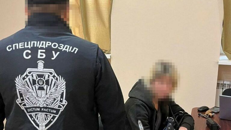 Працівники СБУ