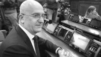 Олег Макаров