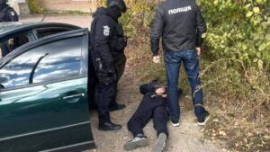 Шахраї вимагали гроші