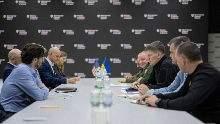 Україна та США