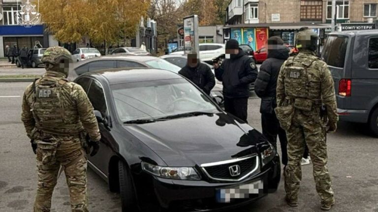 Схема для ухилянтів в Мар’їнському райсуді