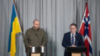 Рустем Умєров