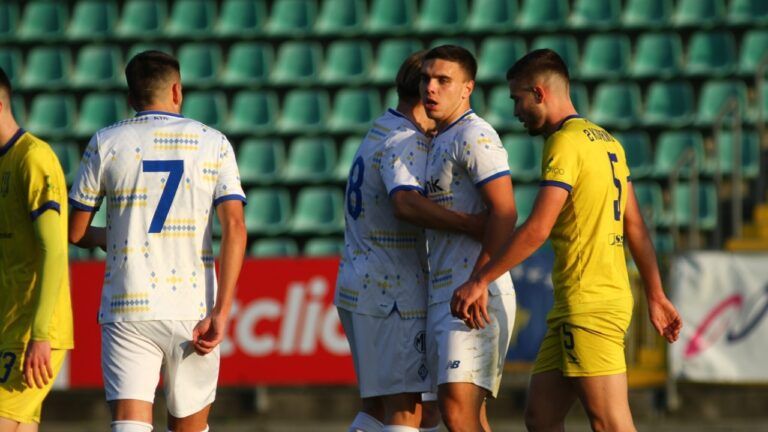 Динамо U19 - Корріку U19