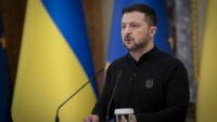 Зеленский поручил Кабмину проработать вопрос демобилизации после 18 месяцев службы