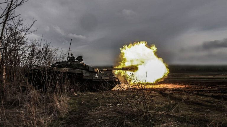 Українські військові