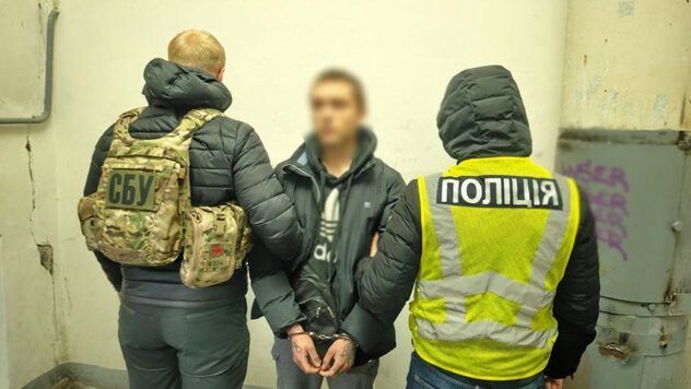Двох киян затримали за підпал військових авто та відділень Укрпошти