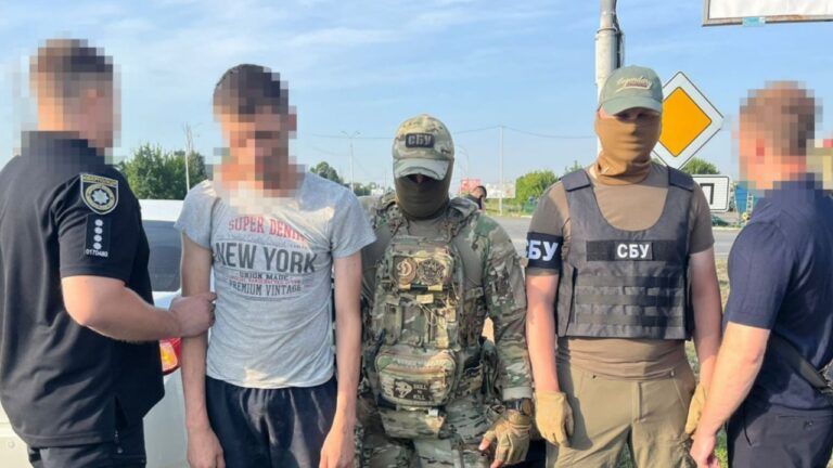 шахраї