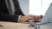 енсія державних службовців за новим законодавством