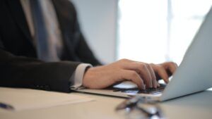 енсія державних службовців за новим законодавством