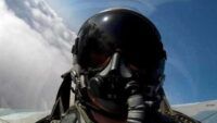 Пілот F-16