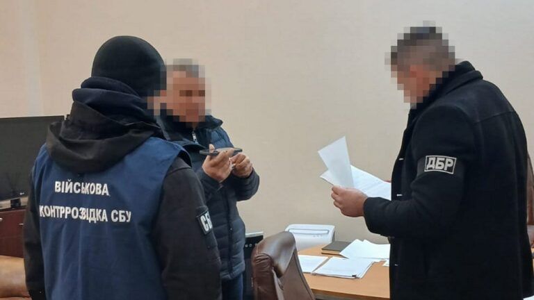 справа генералів