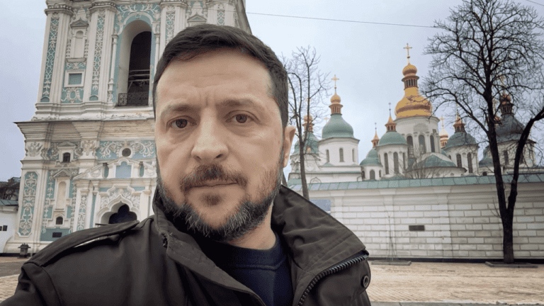 Володимир Зеленський на Софійській площі у День Соборності України 22 січня 2025