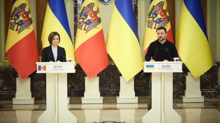 Зеленський і Санду