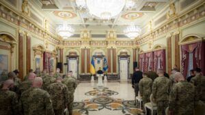 Зеленський нагородив військових, Курськ