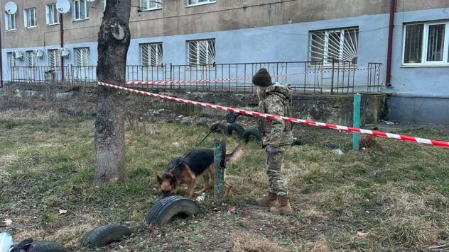 Вибух біля будинку в Ужгороді