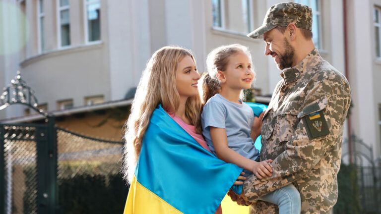 хто вважається членом родини військовослужбовця