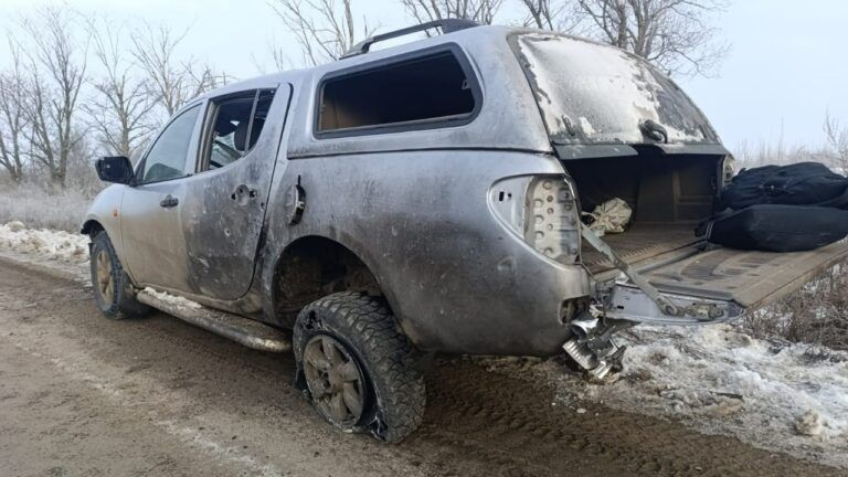 Автомобіль