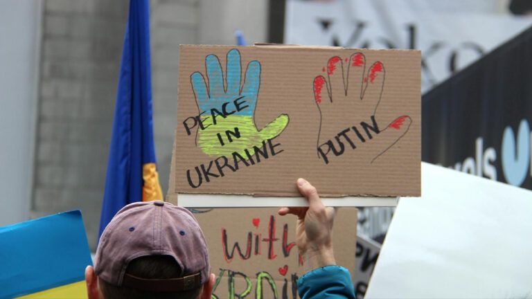 Війна в Україні