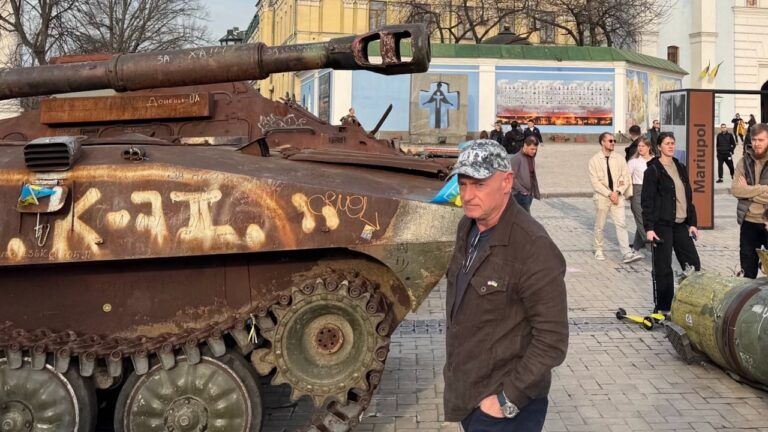 Марк Келлі
