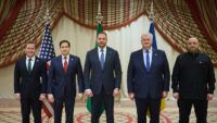 Переговоры в Джидде: США немедленно возобновляют военную помощь Украине