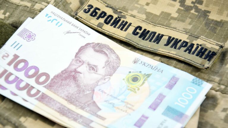 скільки військових пенсіонерів в Україні
