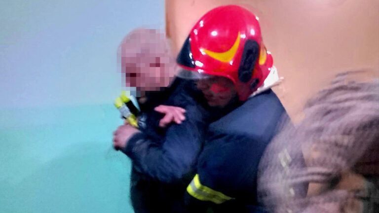 Впав у шахту ліфта у Києві