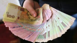 коли піднімуть мінімальну зарплату