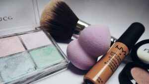 безпека засобів для макіяжу