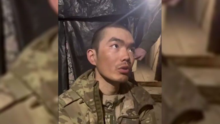 китайські військові