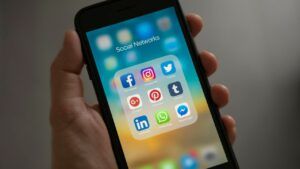 Meta може втратити Instagram і WhatsApp