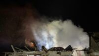 зруйнований будинок через атаку дронів