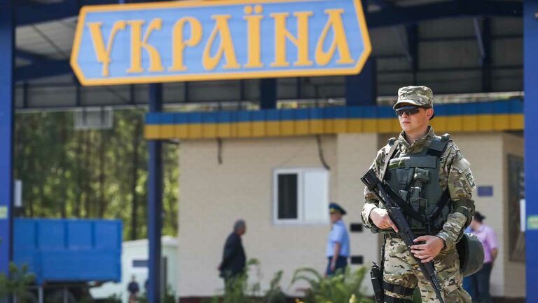 День прикордонника України