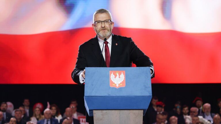 Г.Браун Польща скандал
