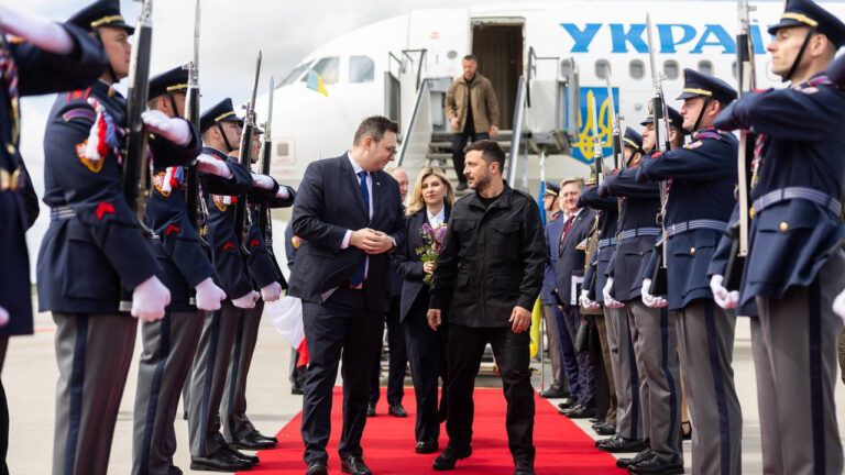 Зеленський прибув в Чехію