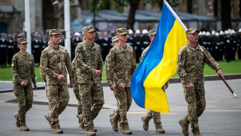 ЗСУ на параді в Лондоні з нагоди 80-річчя Дня Перемоги