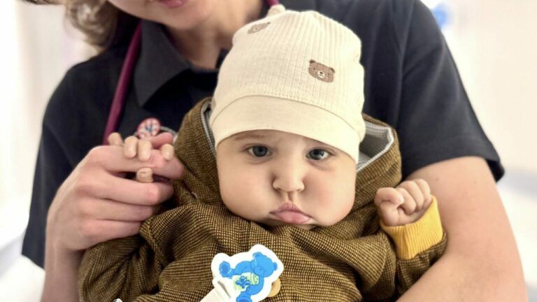 несумісна пересадка печінки дитині
