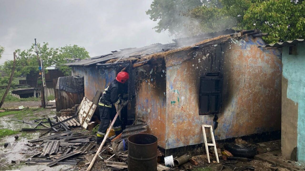 У пожежі на Одещині загинули двоє дітей: що відомо про трагедію Фото 1 У пожежі на Одещині загинули двоє дітей