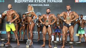 бодібілдери