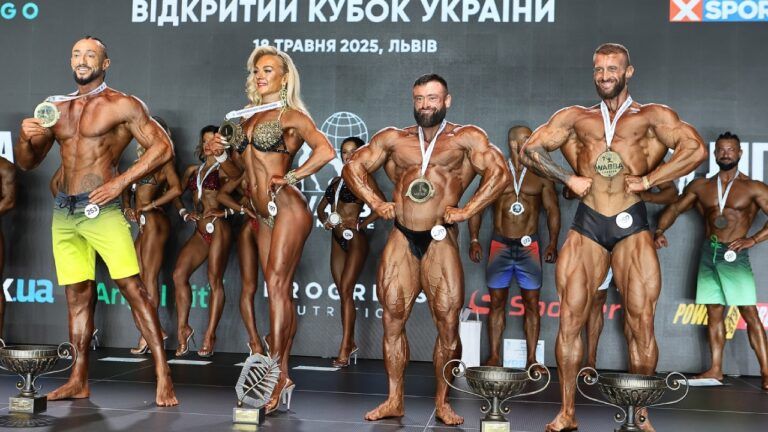 бодібілдери