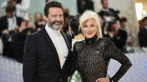 Г'ю Джекман, Деборра-Лі Фернесс