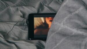 порносайти під слідством