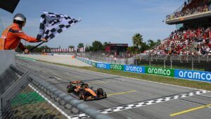 Піастрі McLaren