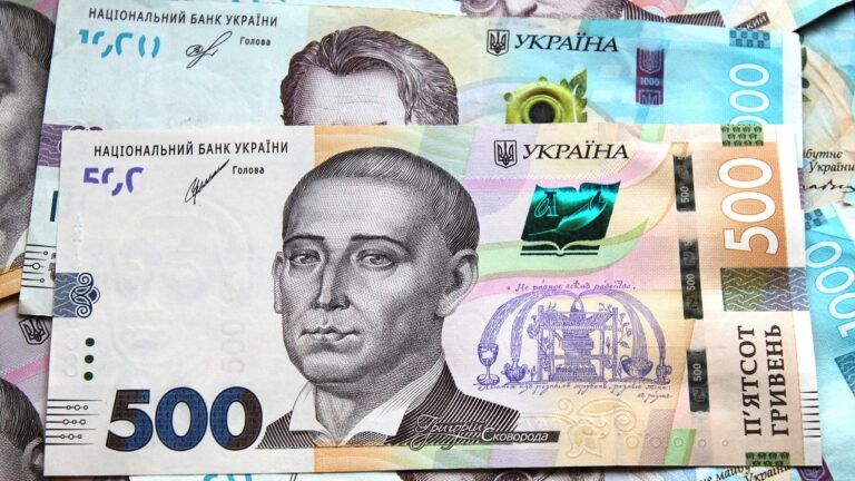 борги українців по мікропозикам