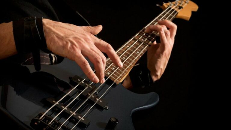 Короткий гід про бас-гітари