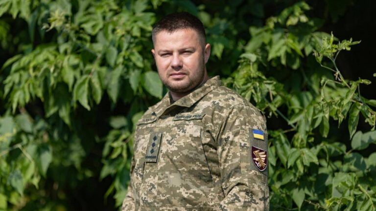 олег Апостол