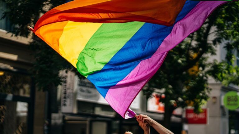 прапор ЛГБТ