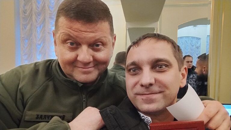 Роман Замрій
