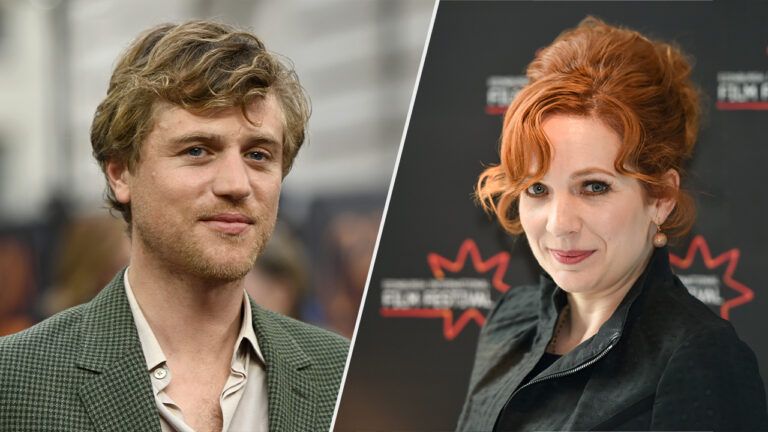 Кетрін Паркінсон, Джонні Флінн