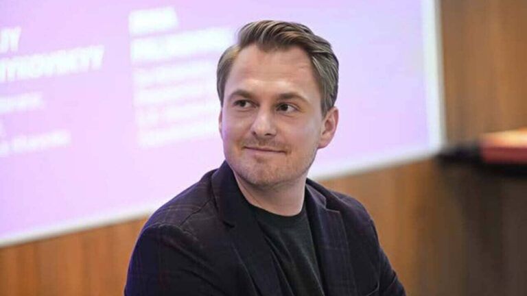 Руслан Кравченко